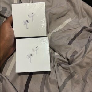 Apple AirPods Pro 2nd Gen White Earbuds with Wireless Charging